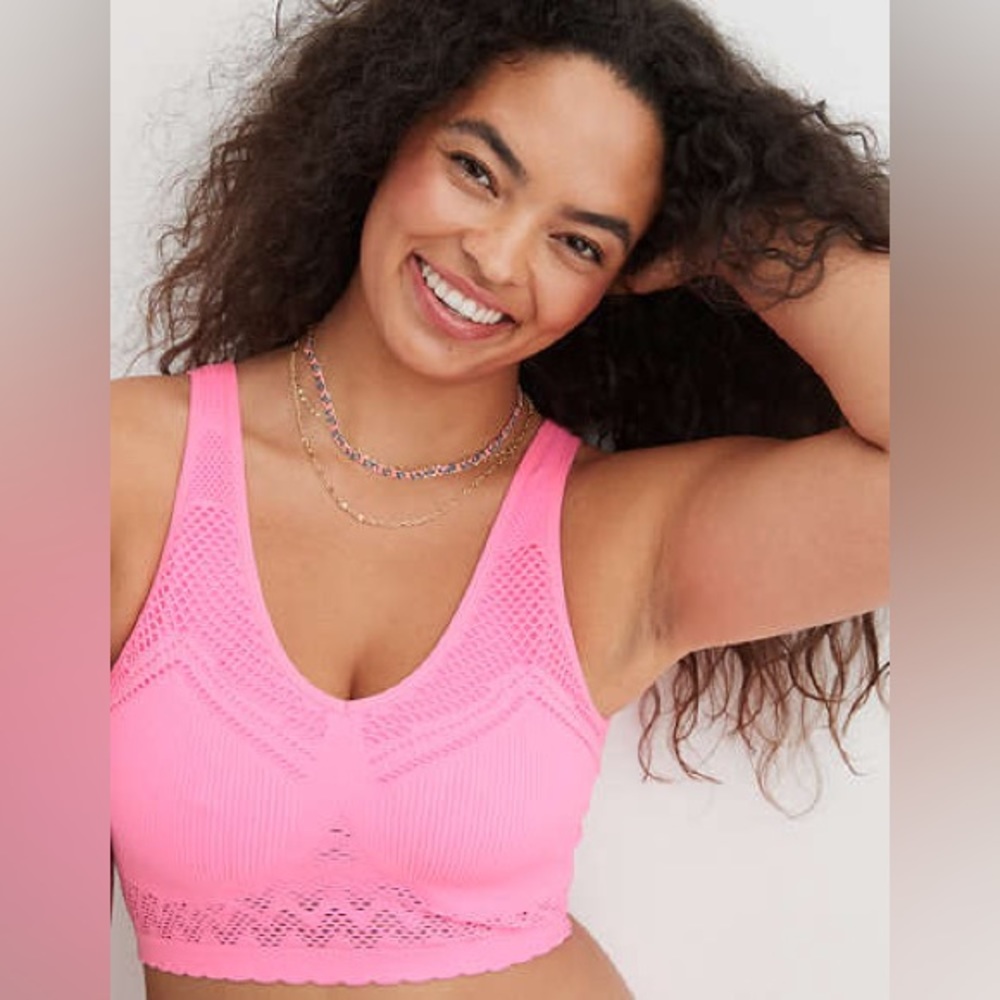 Aerie Superchill Seamless bra neon pink M